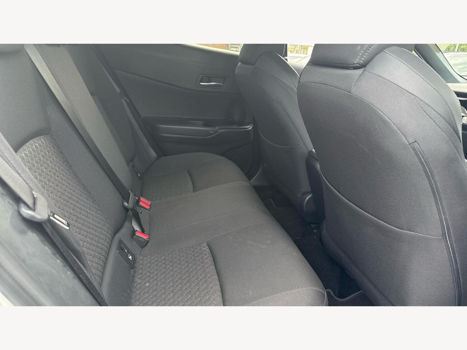 Used Toyota C-HR 2023 for sale - 77496350: Photo 14