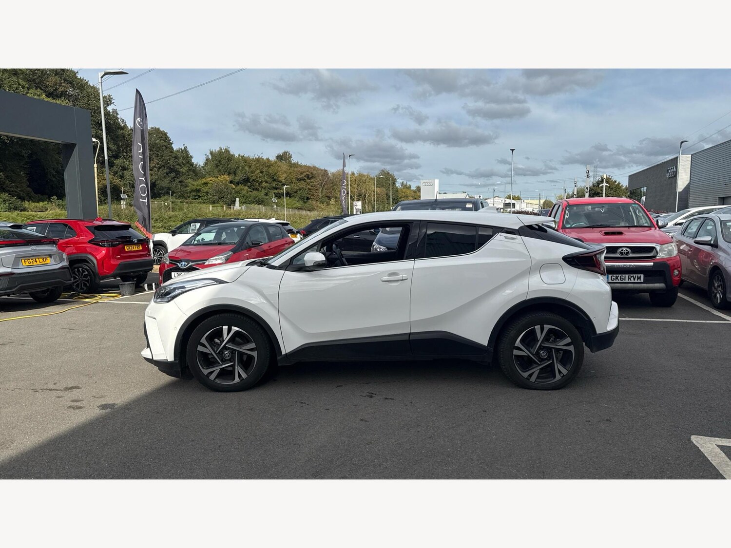 Used Toyota C-HR 2023 for sale - 77496350: Photo 19