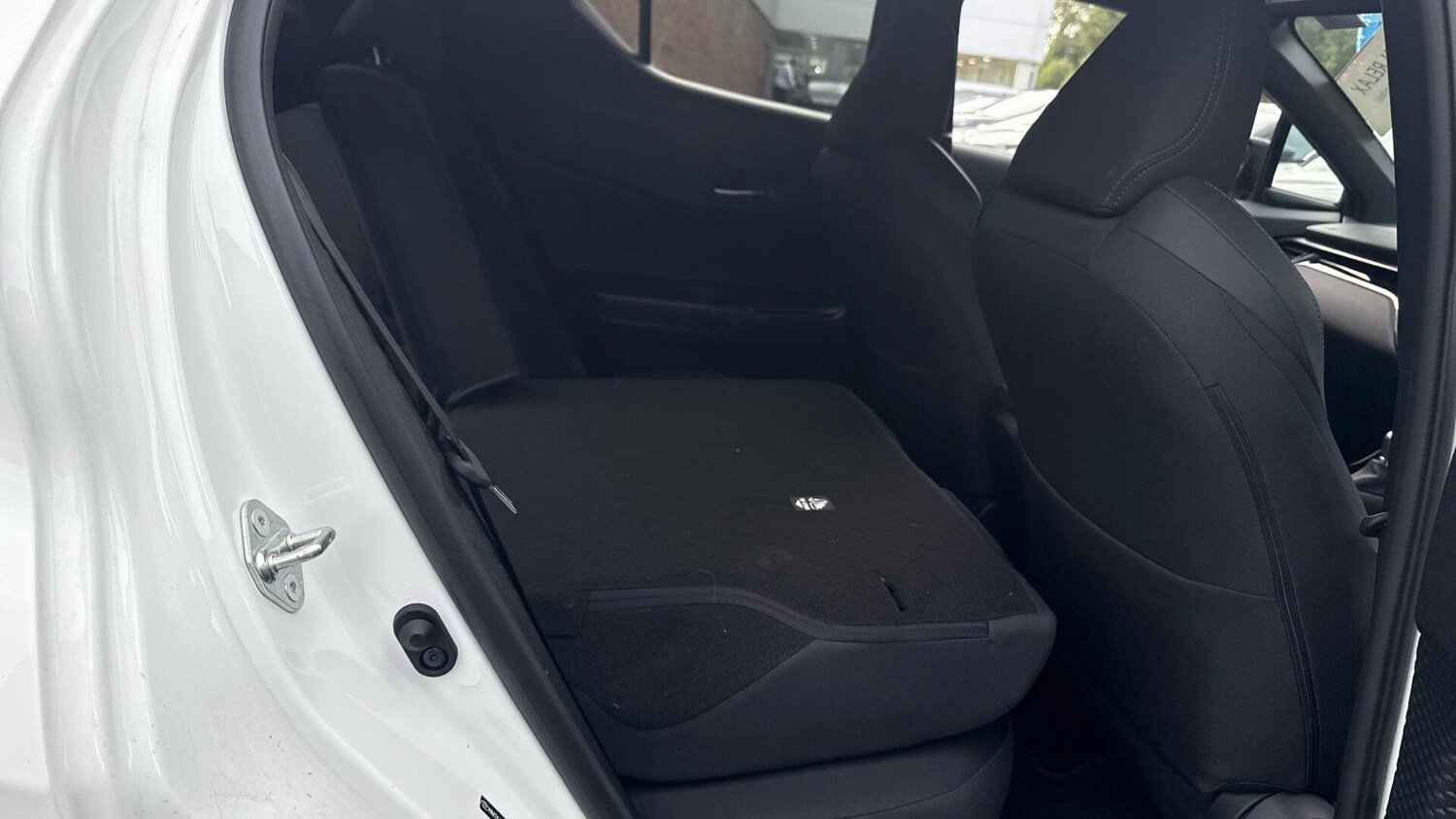 Used Toyota C-HR 2023 for sale - 77496350: Photo 46