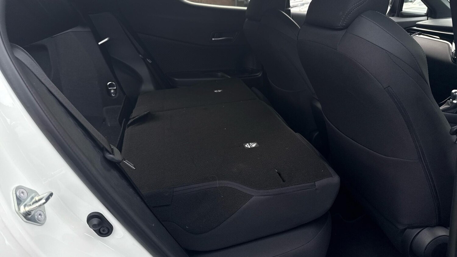 Used Toyota C-HR 2023 for sale - 77496350: Photo 48