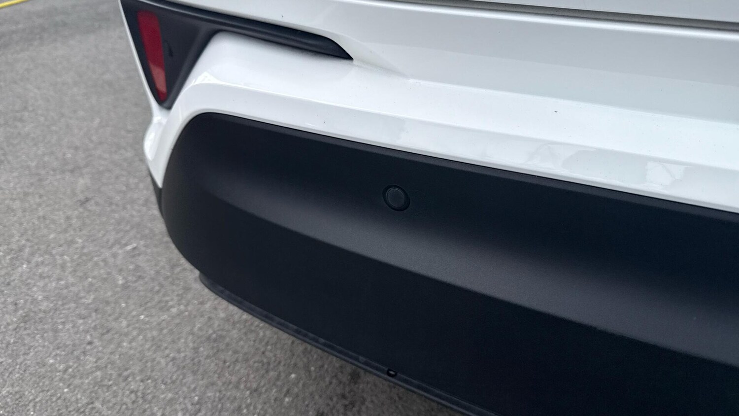 Used Toyota C-HR 2023 for sale - 77496350: Photo 53