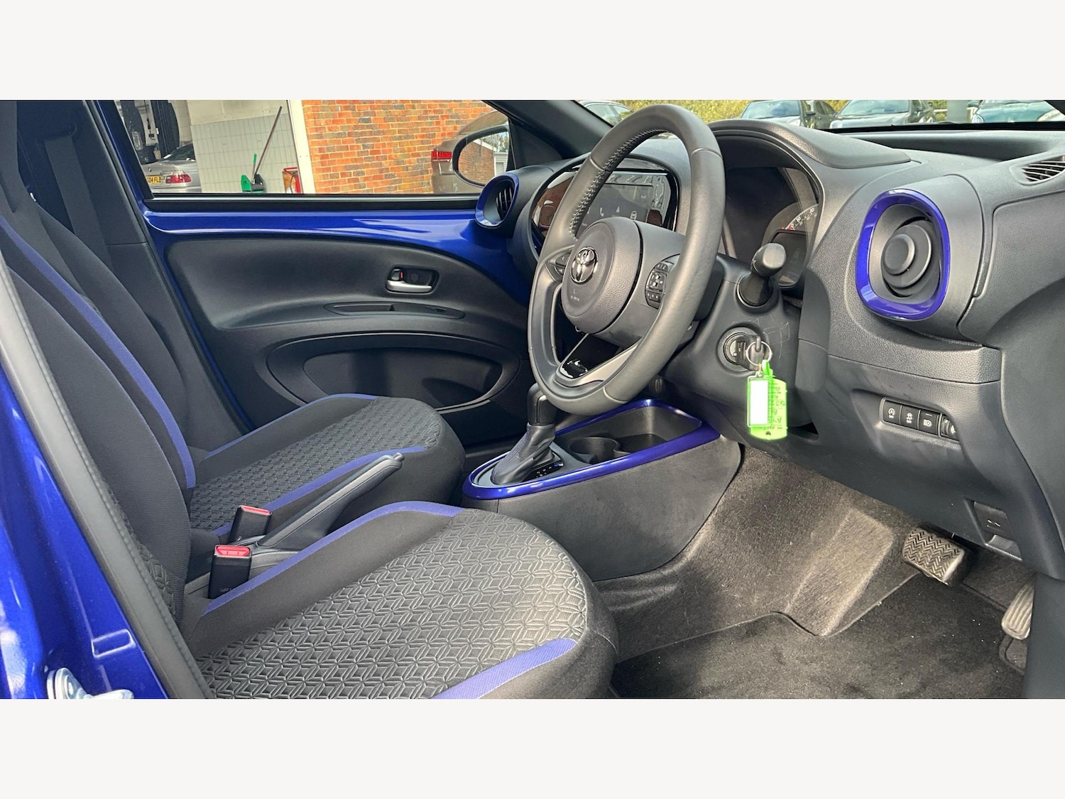 Used Toyota Aygo X 2025 for sale - 76399112: Photo 13