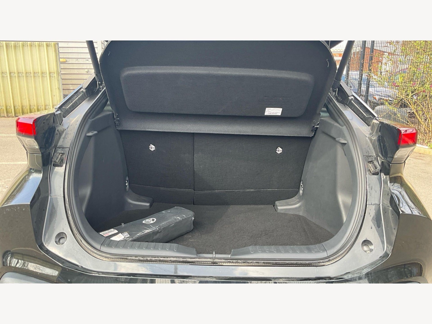 Used Toyota C-HR for sale - 78135674: Photo 16