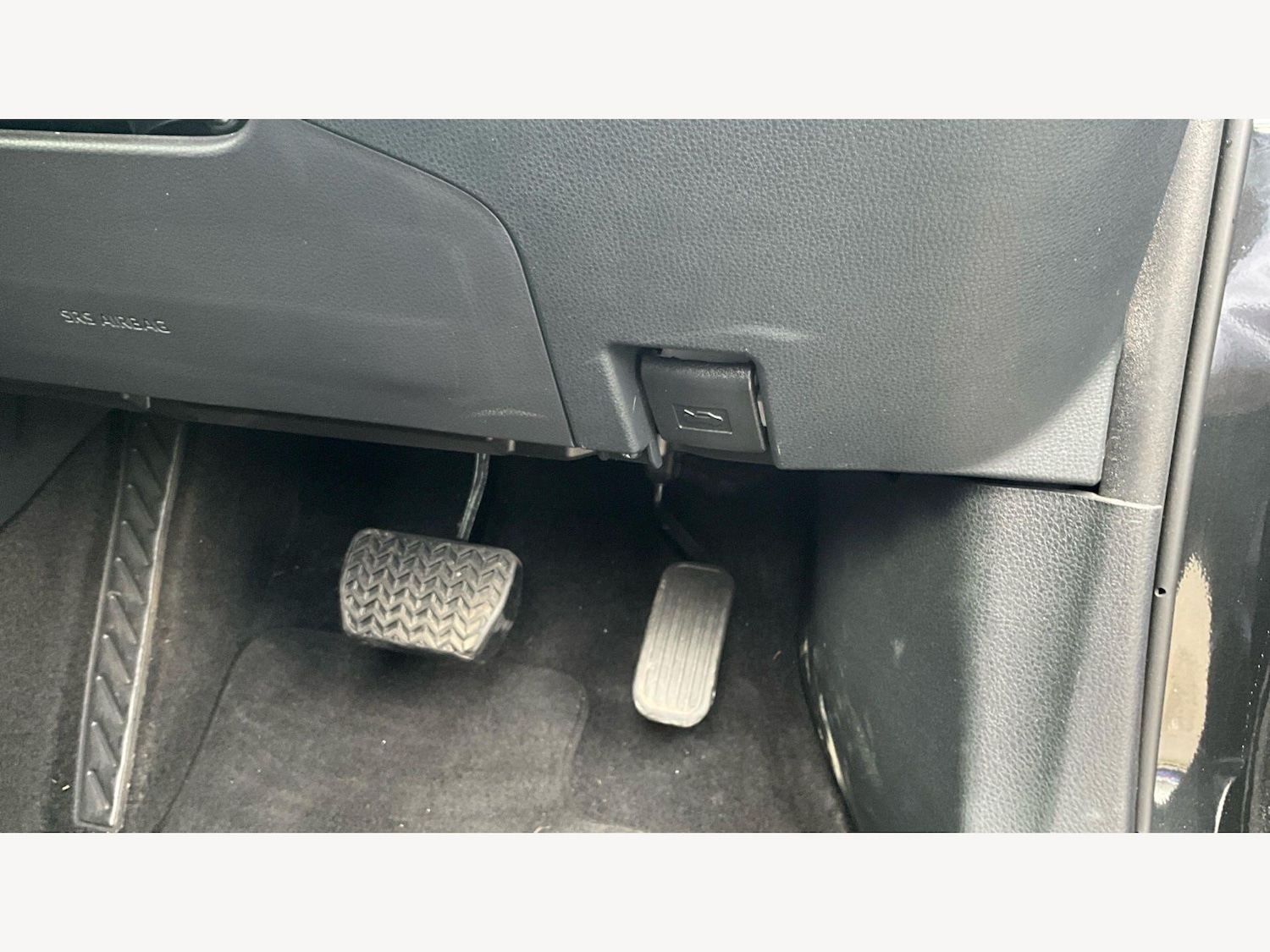 Used Toyota C-HR for sale - 78135674: Photo 31