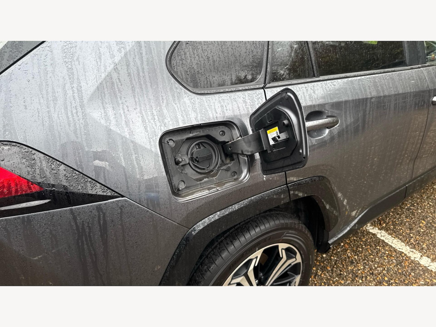 Used Toyota RAV4 2022 for sale - 76690001: Photo 22