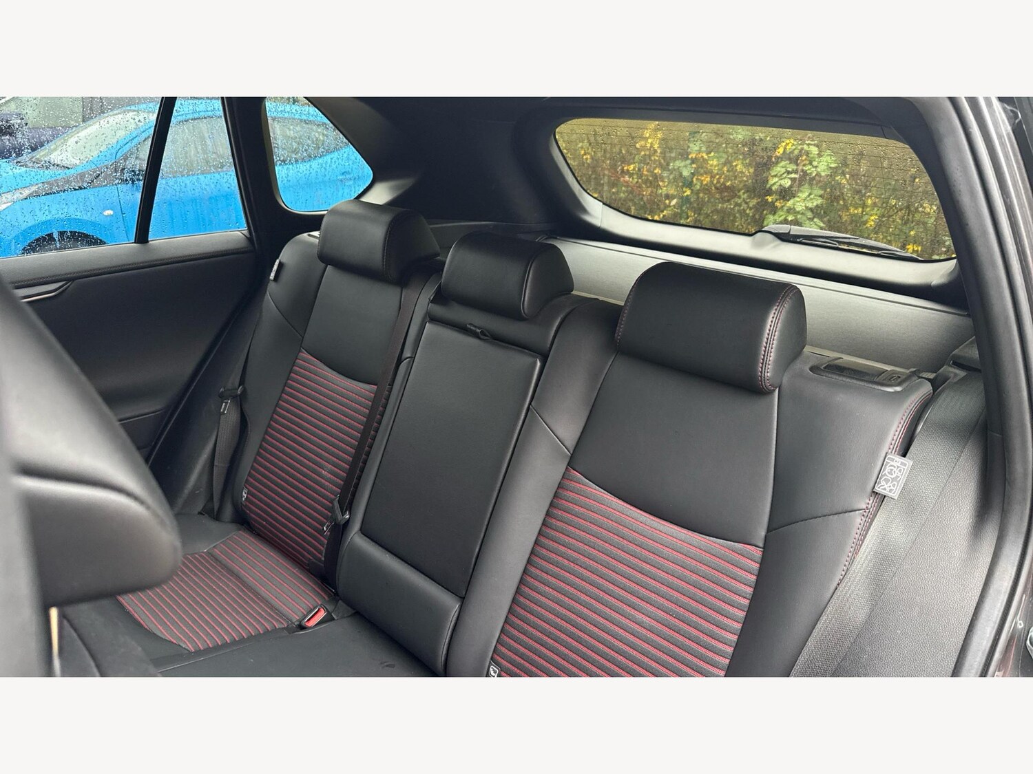 Used Toyota RAV4 2022 for sale - 76690001: Photo 26