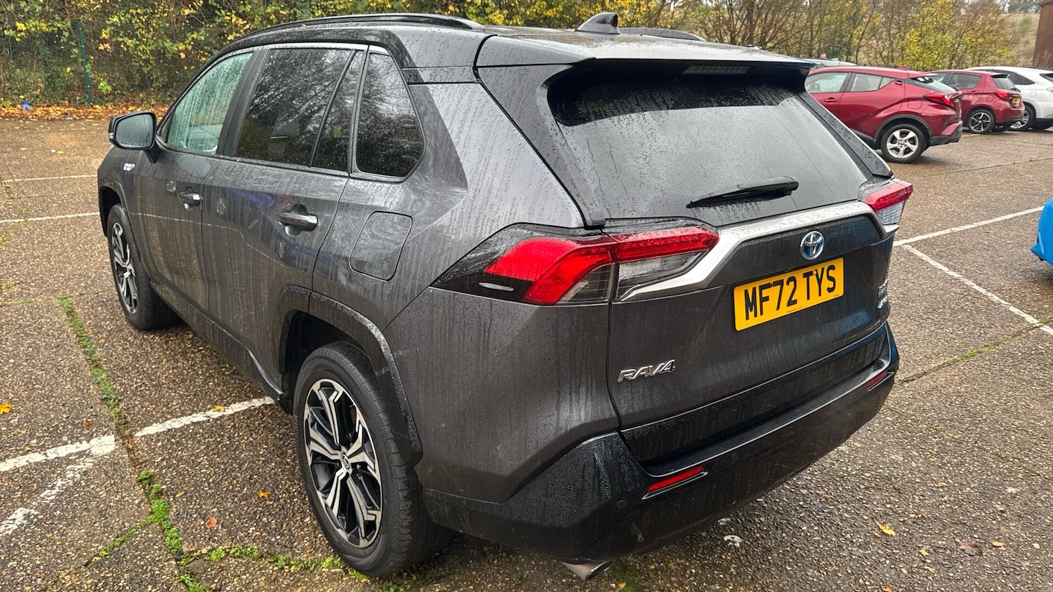 Used Toyota RAV4 2022 for sale - 76690001: Photo 34