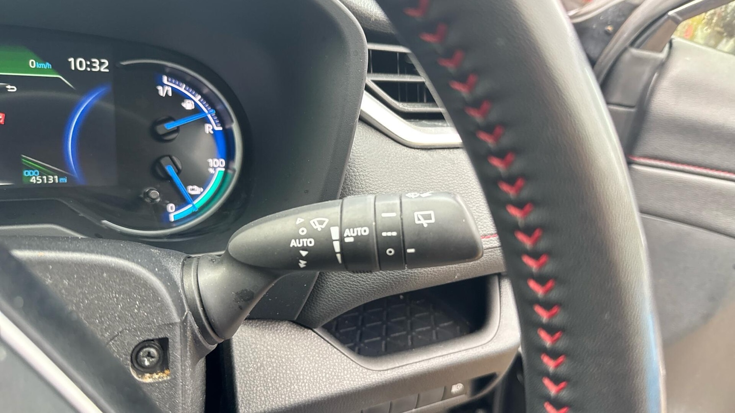 Used Toyota RAV4 2022 for sale - 76690001: Photo 47