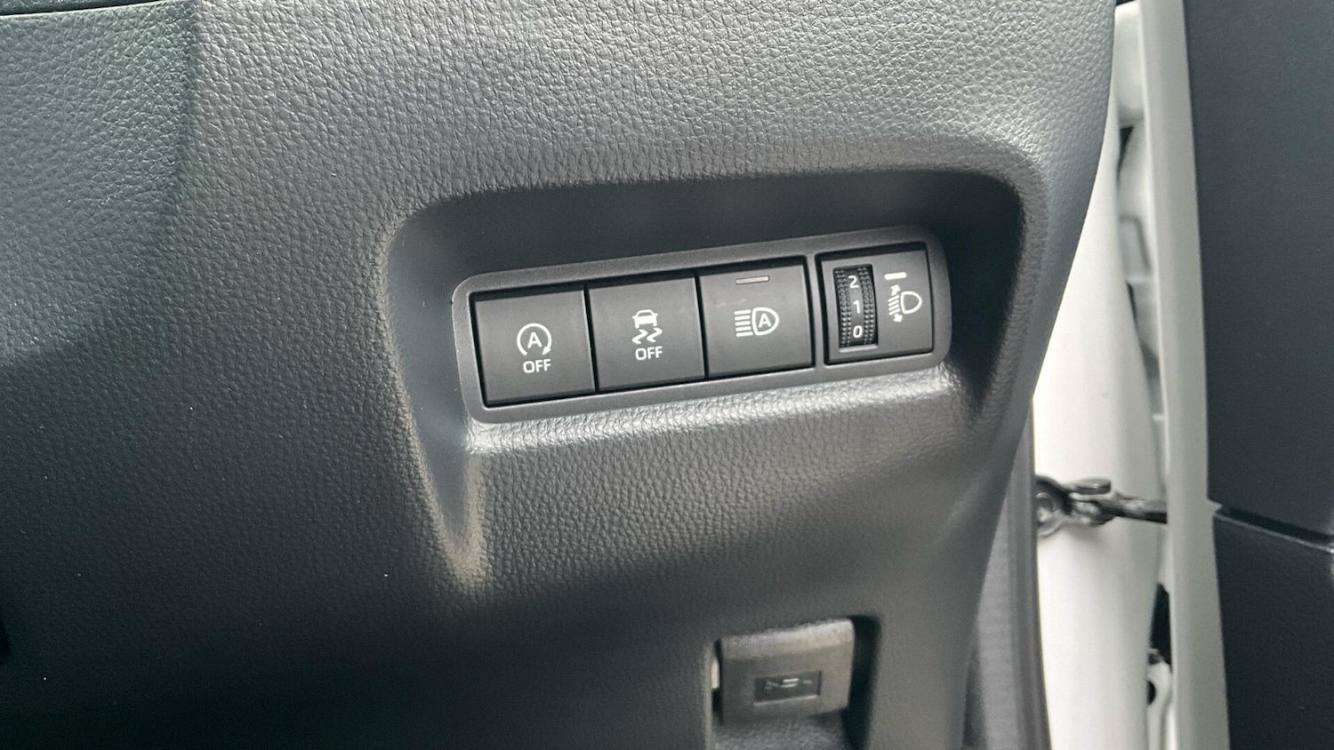 Used Toyota Aygo X for sale - 77854195: Photo 42