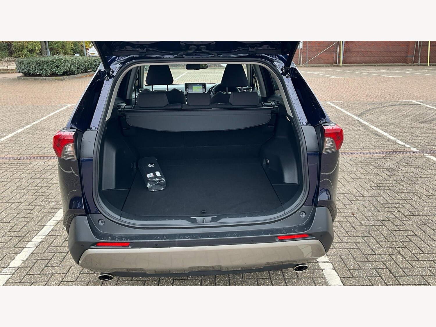 Used Toyota RAV4 2022 for sale - 76270299: Photo 16
