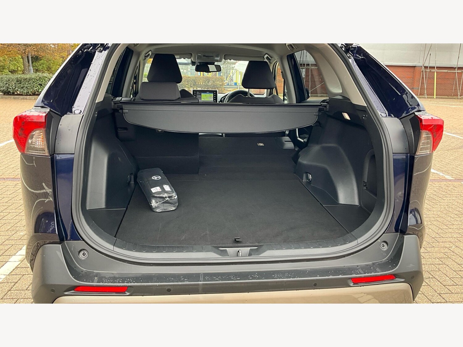Used Toyota RAV4 2022 for sale - 76270299: Photo 32