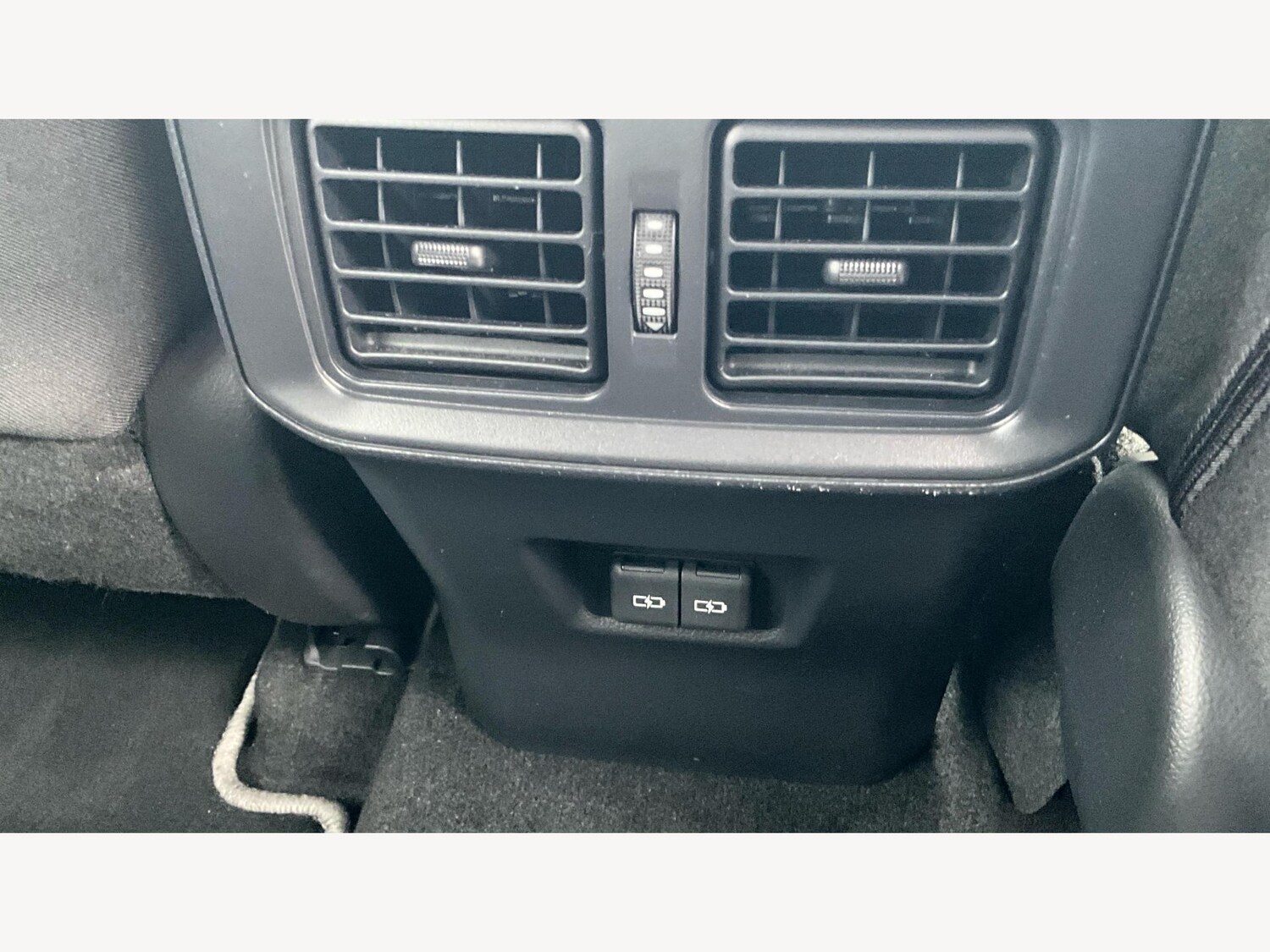 Used Toyota RAV4 2022 for sale - 76270299: Photo 34