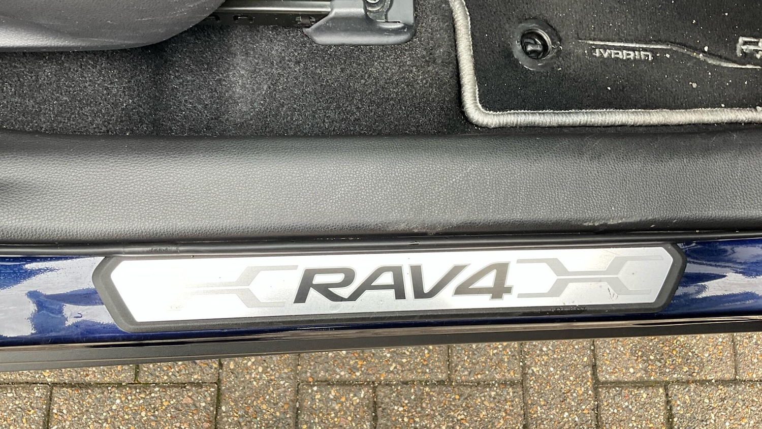 Used Toyota RAV4 2022 for sale - 76270299: Photo 37