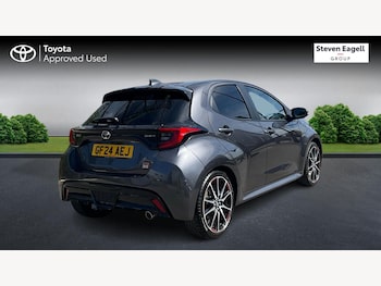 Used Toyota Yaris 2024 for sale - 78447999: Photo