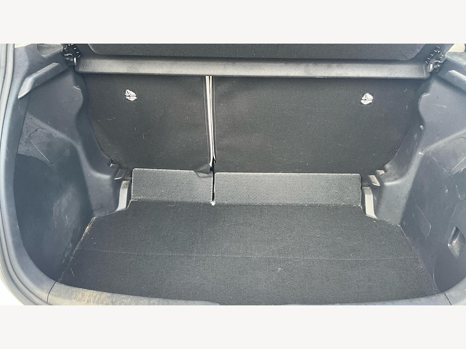 Used Toyota Yaris 2023 for sale - 76898703: Photo 16