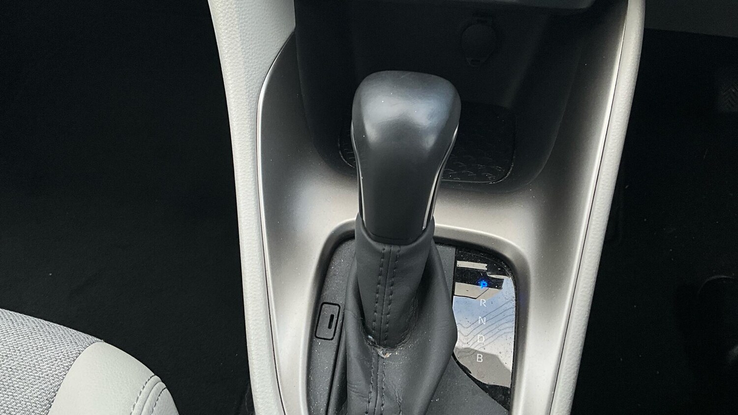 Used Toyota Yaris 2023 for sale - 76898703: Photo 36