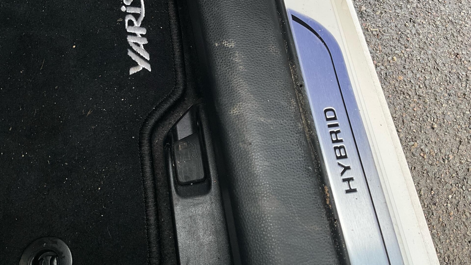 Used Toyota Yaris 2023 for sale - 76898703: Photo 45