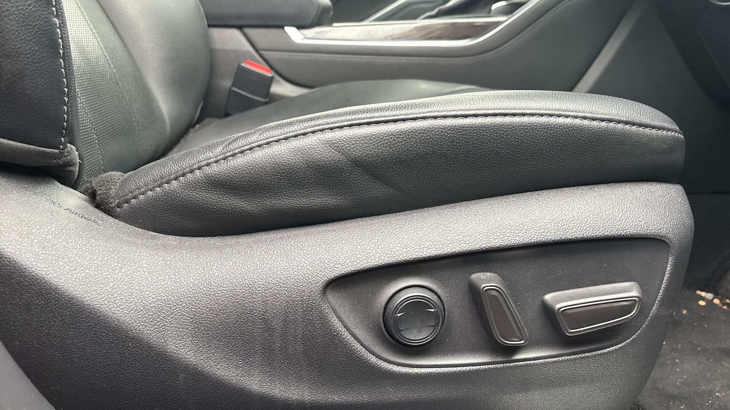 Used Toyota Highlander 2021 for sale - 76801631: Photo 61