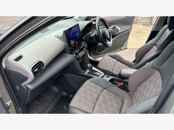 Used Toyota Yaris Cross 2024 for sale - 76226606: Photo 12