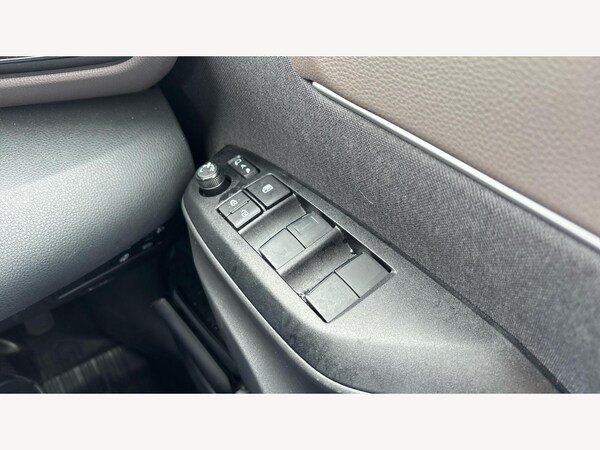 Used Toyota Yaris Cross 2024 for sale - 76226606: Photo 22