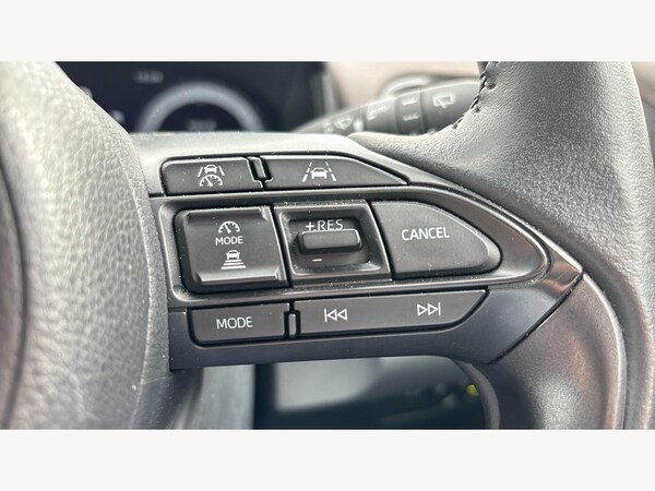 Used Toyota Yaris Cross 2024 for sale - 76226606: Photo 34