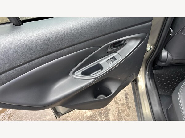 Used Toyota Yaris Cross 2024 for sale - 76226606: Photo 42