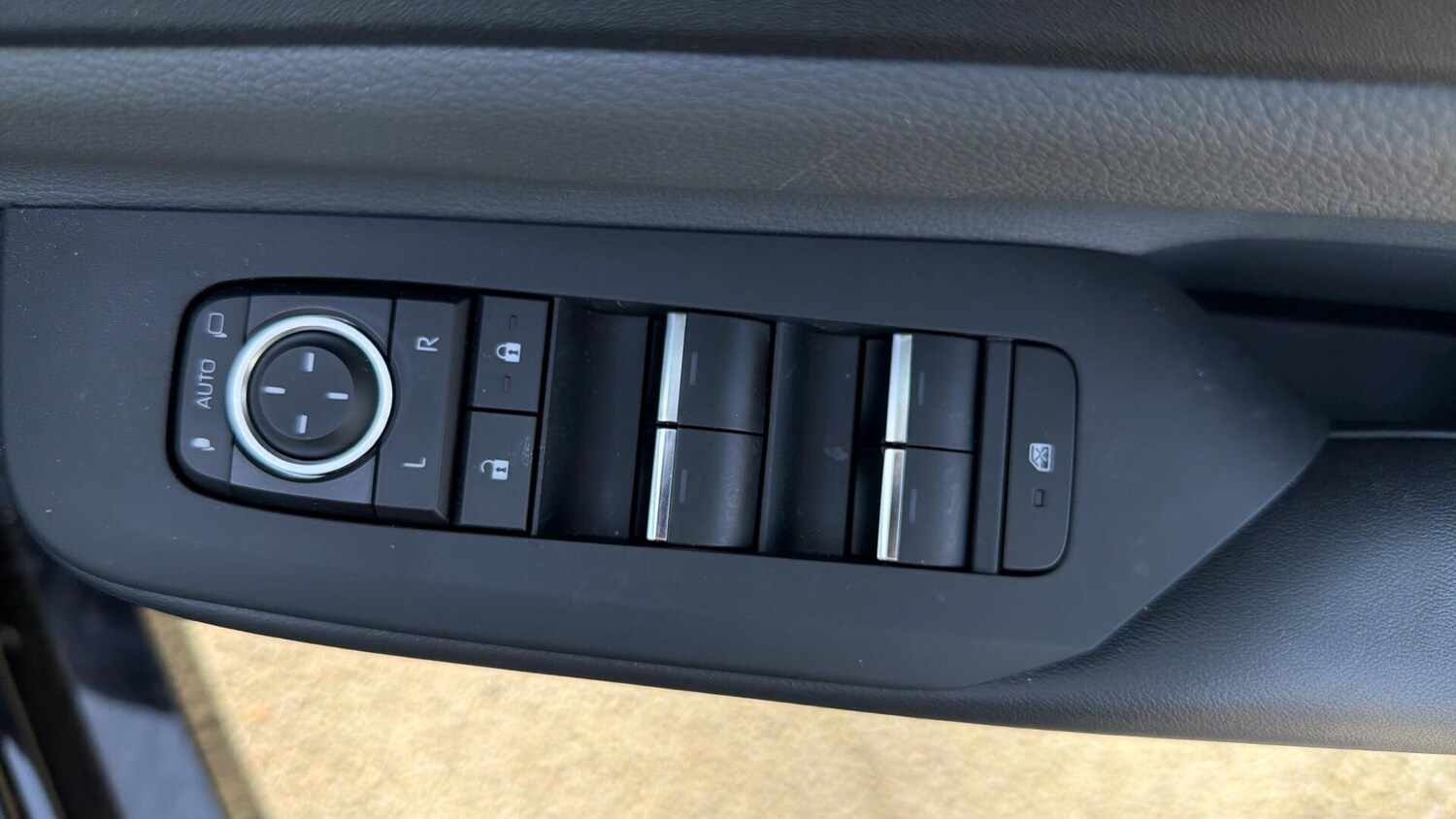 Used Toyota Prius for sale - 77969928: Photo 39