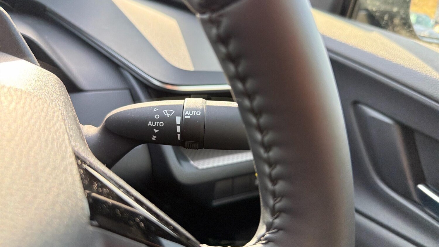 Used Toyota Prius for sale - 77969928: Photo 43