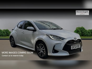 2022 (72) - 1.5 VVT-h Design Hatchback 5dr Petrol Hybrid E-CVT Euro 6 (s/s) (116 ps)