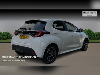 Used Toyota Yaris 2022 for sale - 76377907: Photo