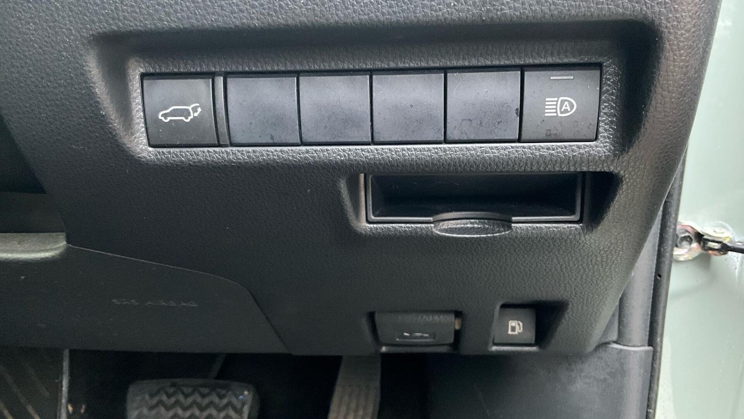 Used Toyota RAV4 2020 for sale - 76561730: Photo 38