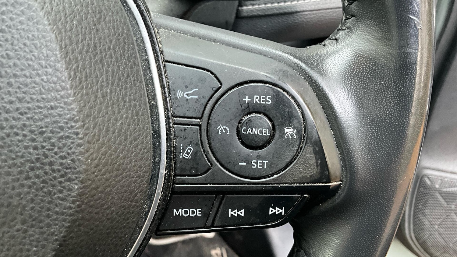 Used Toyota RAV4 2020 for sale - 76561730: Photo 40