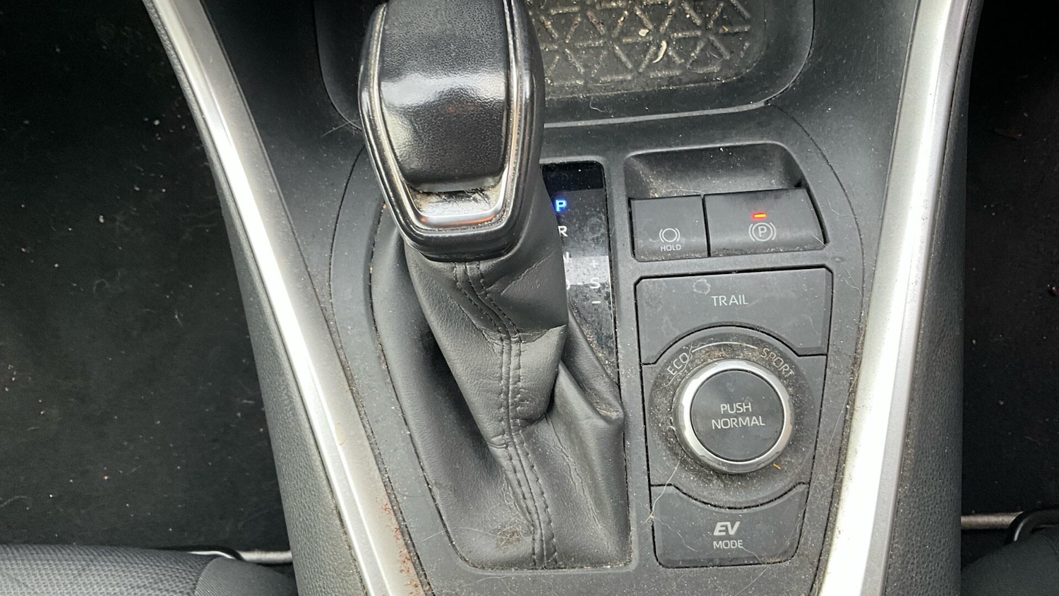 Used Toyota RAV4 2020 for sale - 76561730: Photo 44