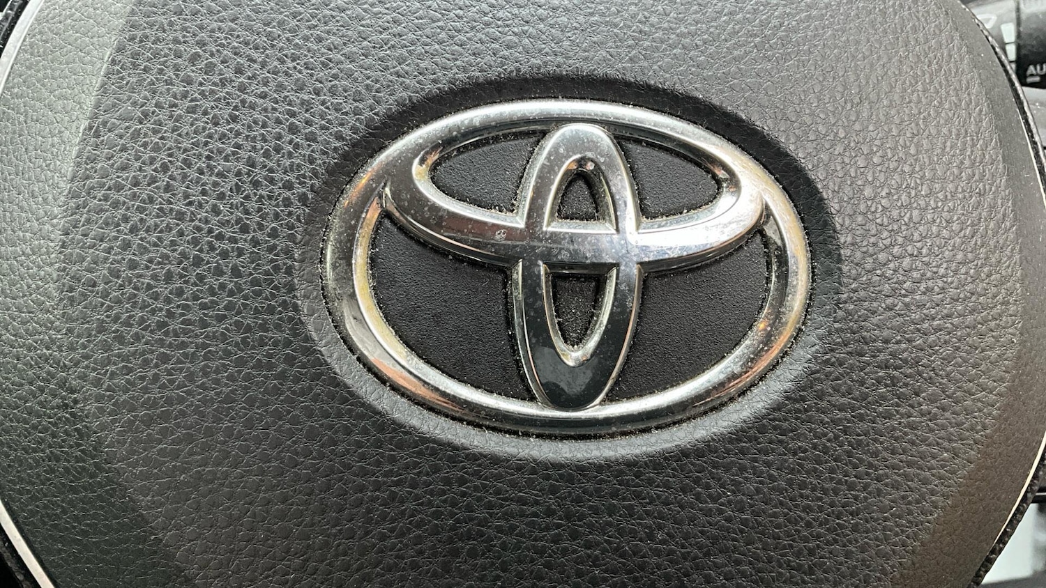 Used Toyota RAV4 2020 for sale - 76561730: Photo 54