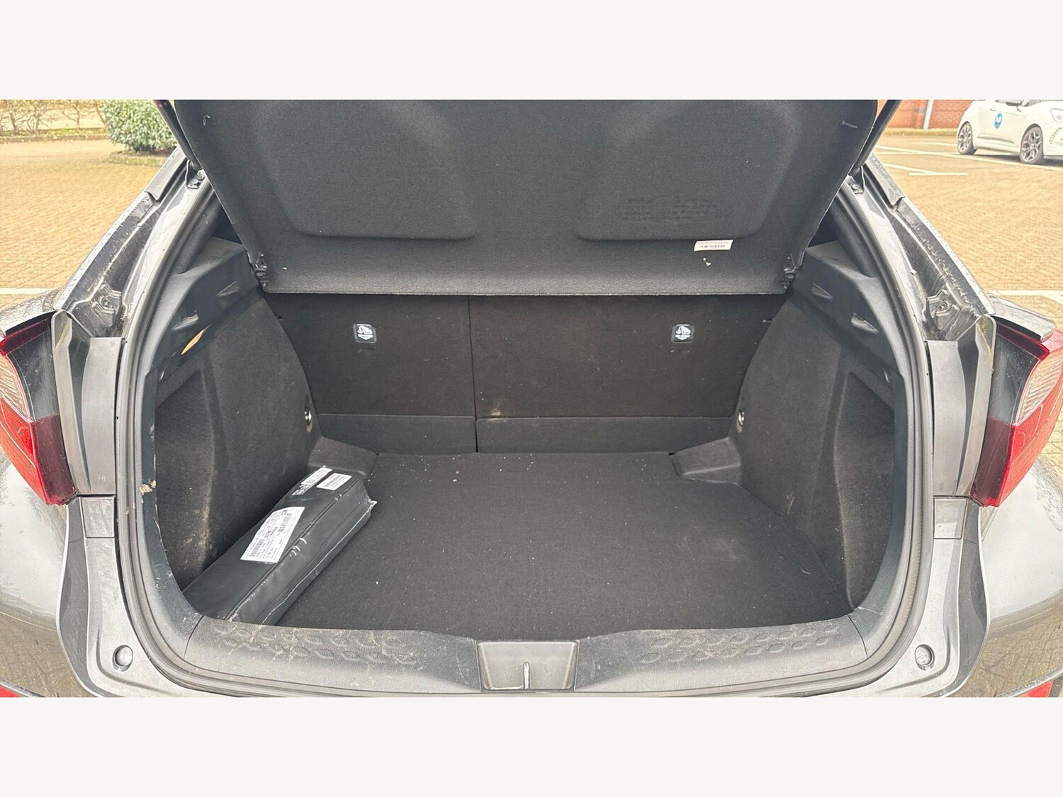 Used Toyota C-HR for sale - 77854149: Photo 16