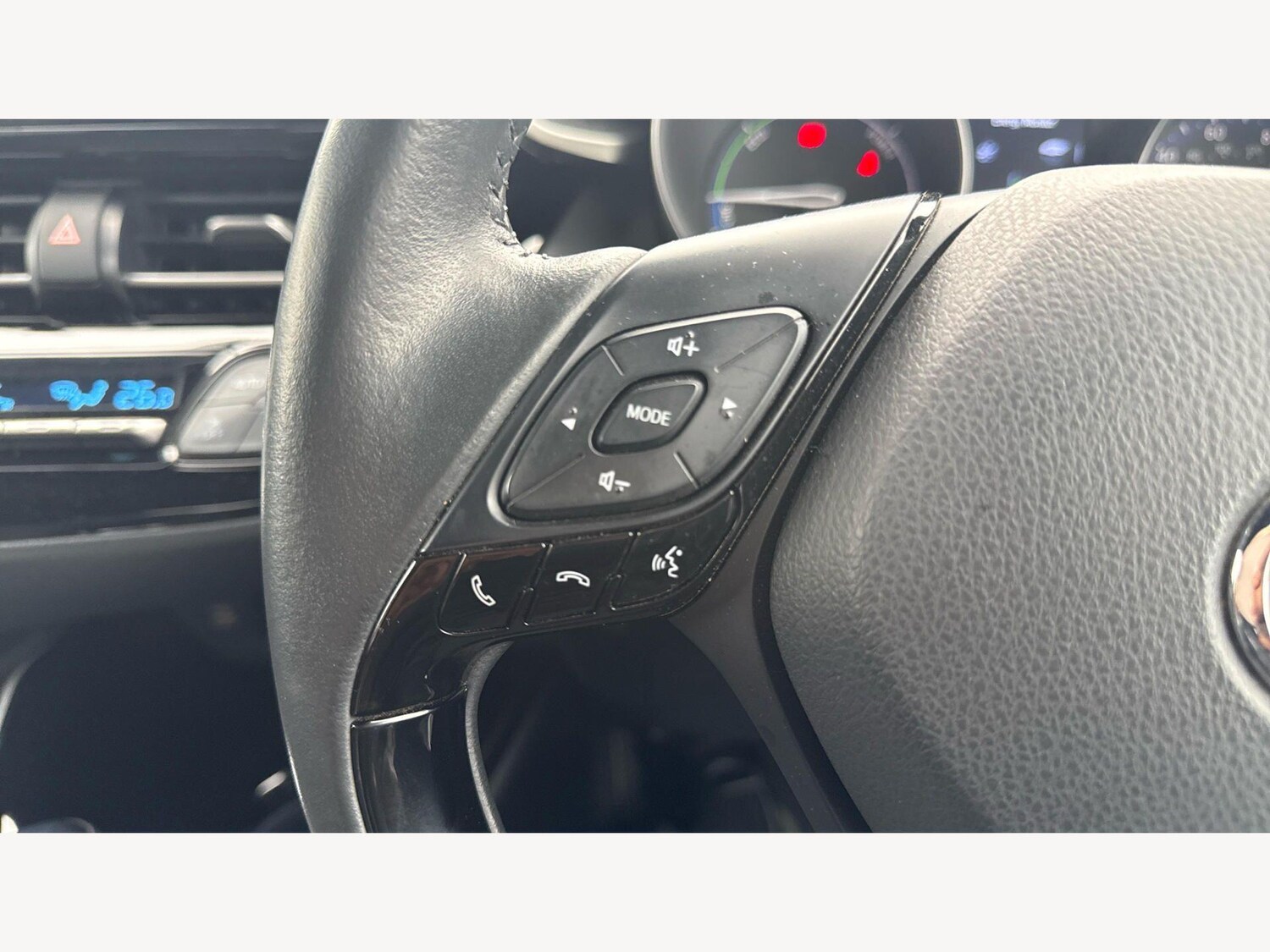 Used Toyota C-HR for sale - 77854149: Photo 30