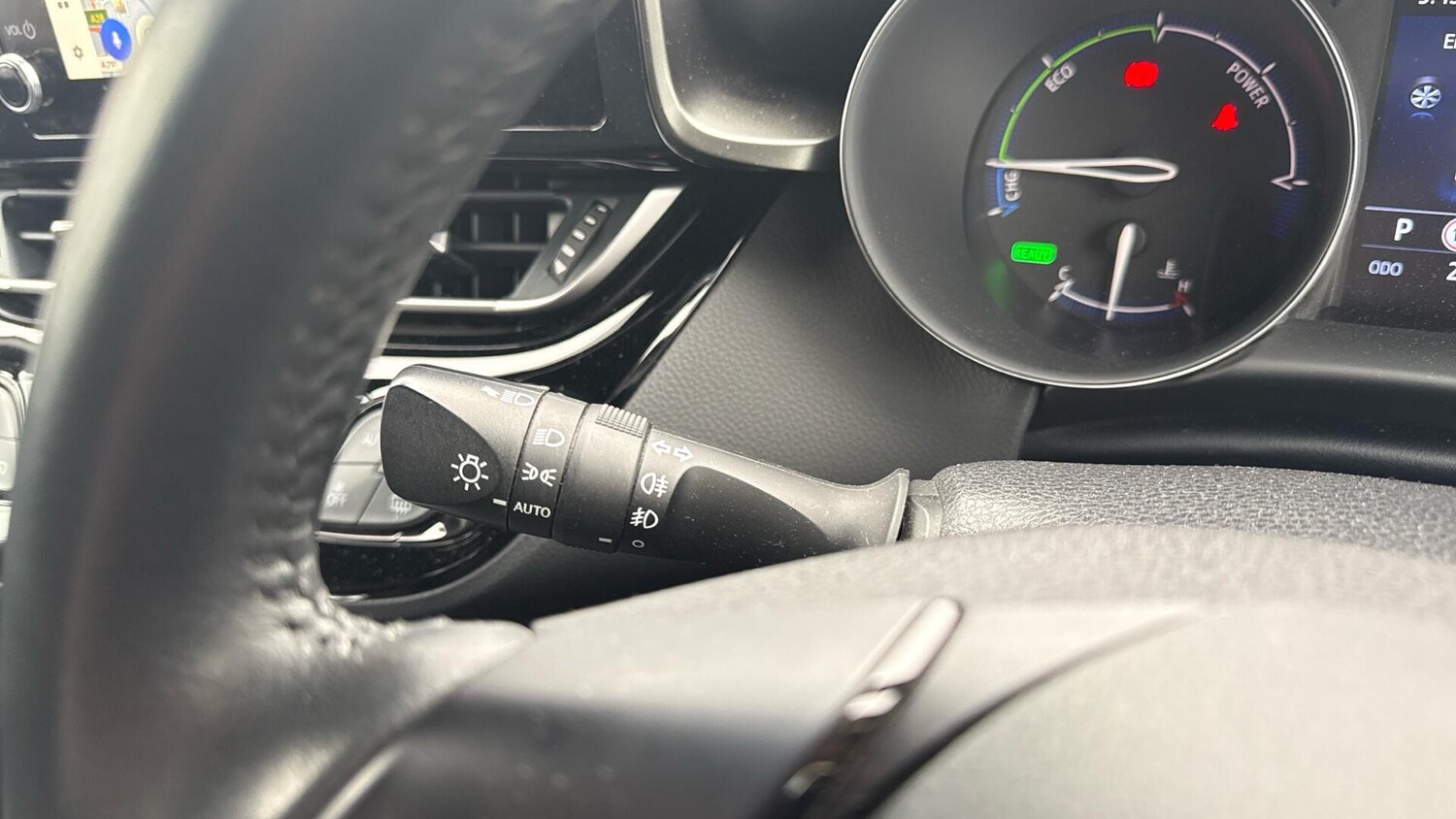 Used Toyota C-HR for sale - 77854149: Photo 41