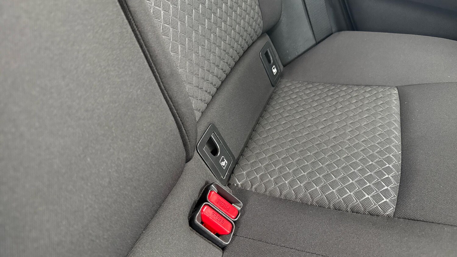 Used Toyota C-HR for sale - 77854149: Photo 47