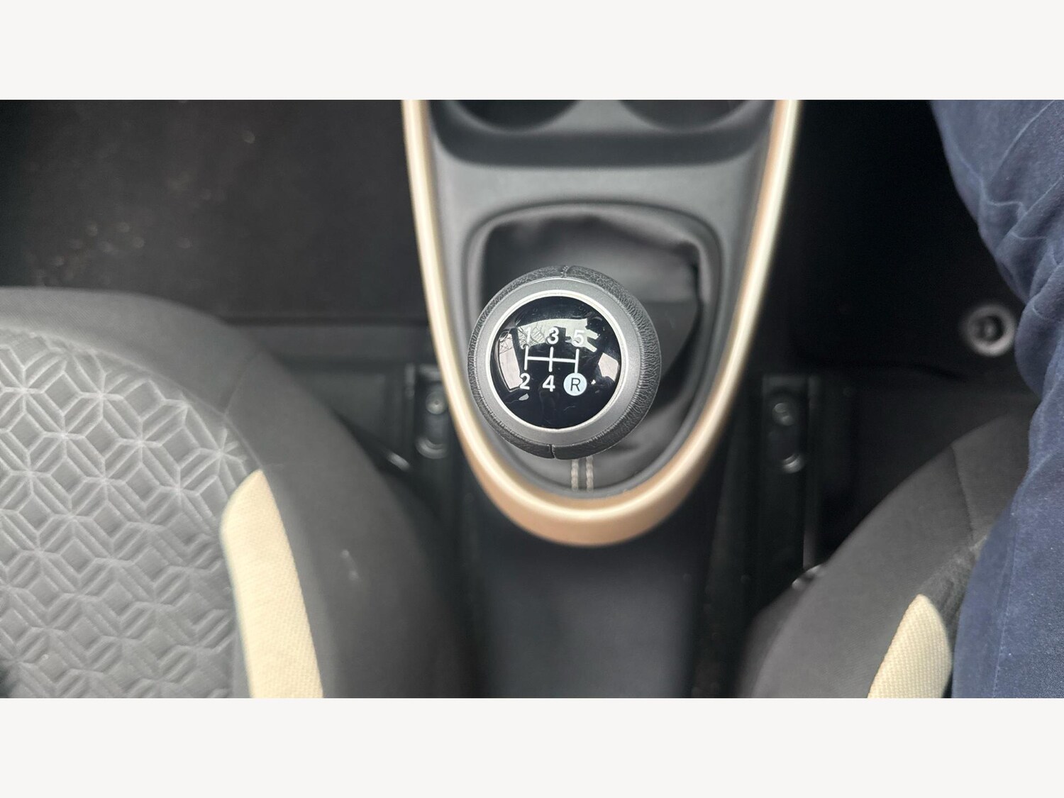 Used Toyota Aygo X 2023 for sale - 76226468: Photo 29