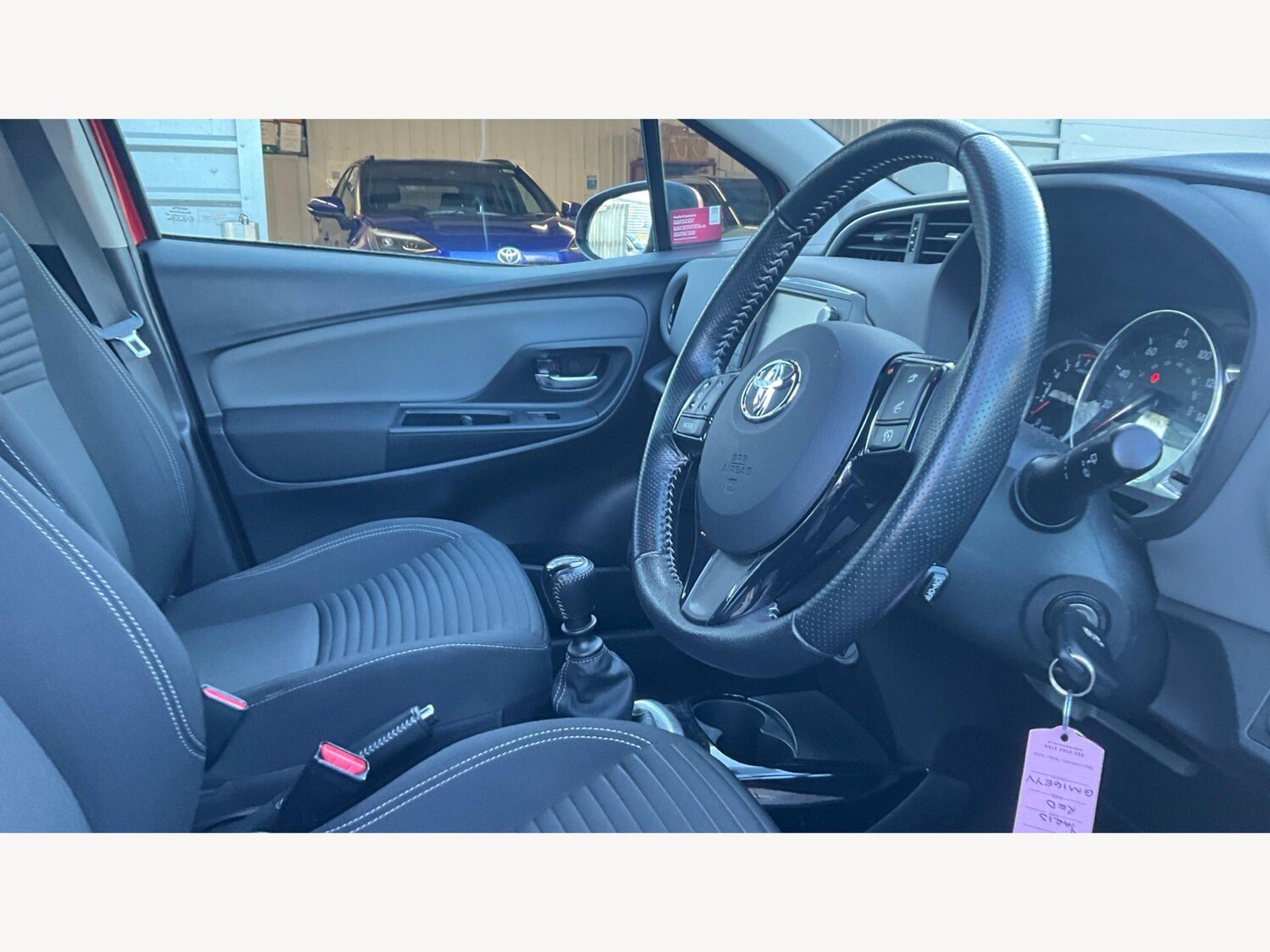 Used Toyota Yaris 2016 for sale - 77722978: Photo 13