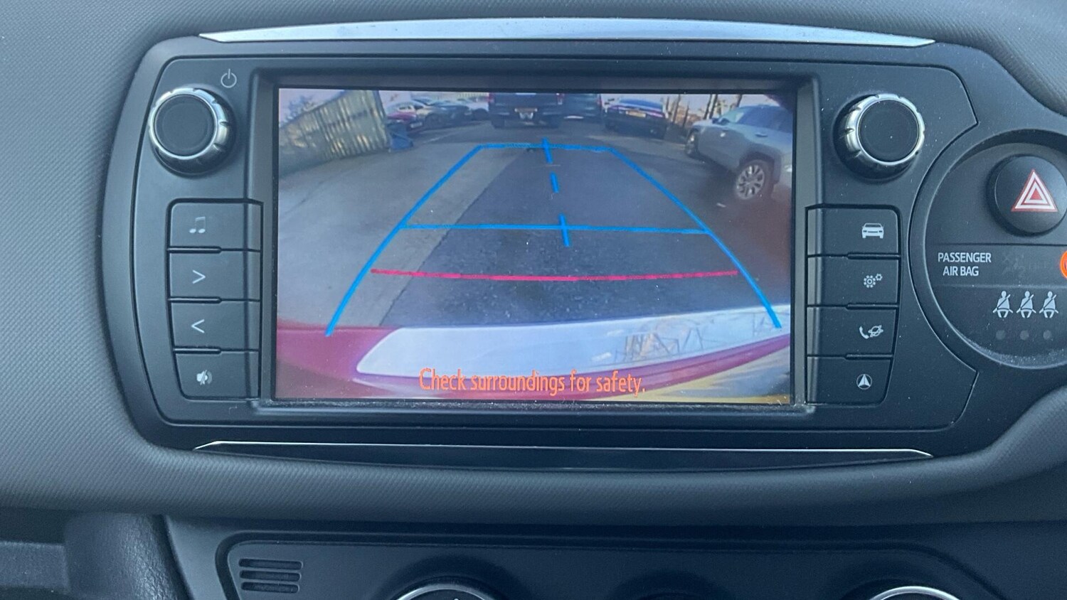 Used Toyota Yaris 2016 for sale - 77722978: Photo 32