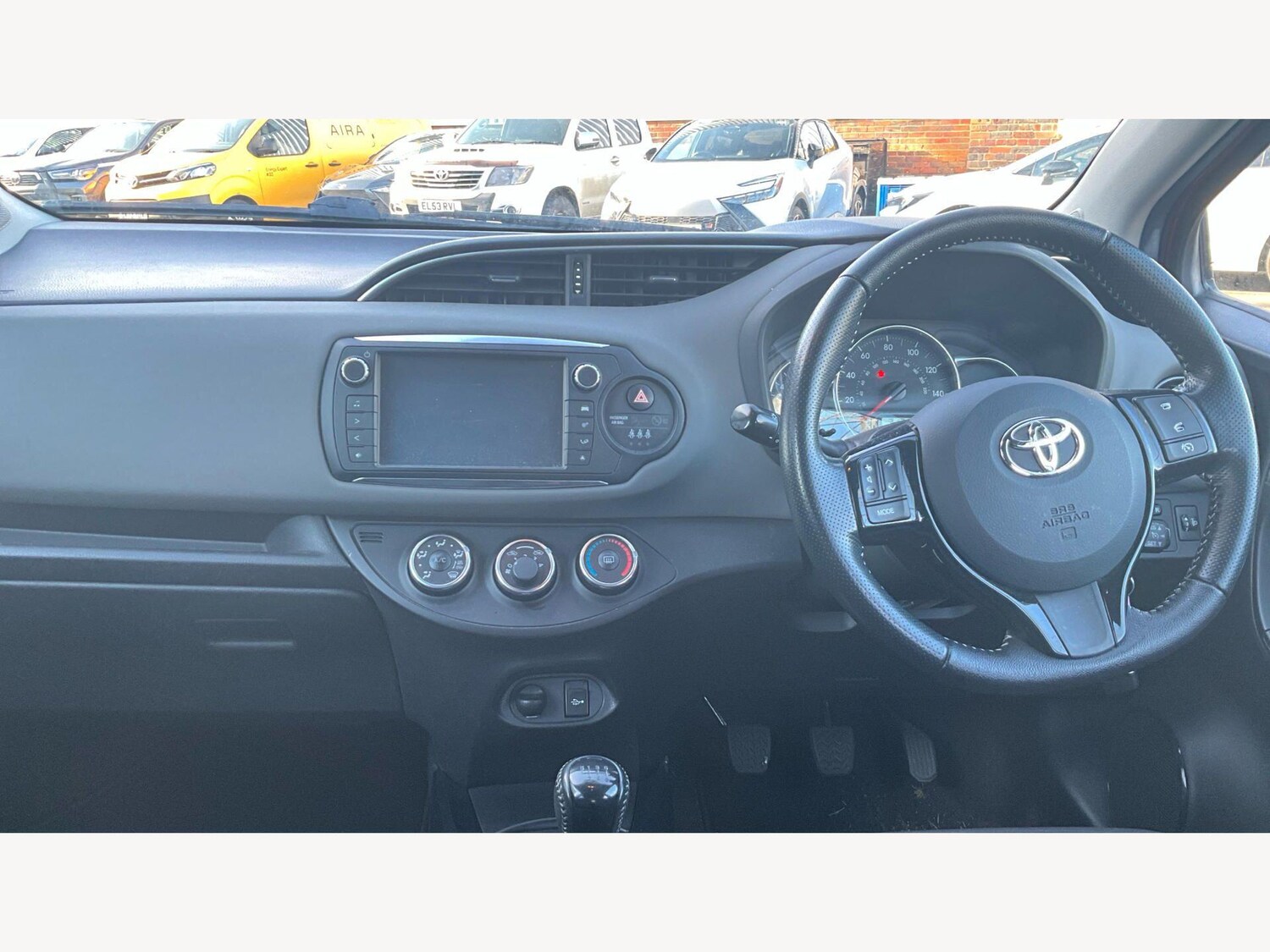 Used Toyota Yaris 2016 for sale - 77722978: Photo 7