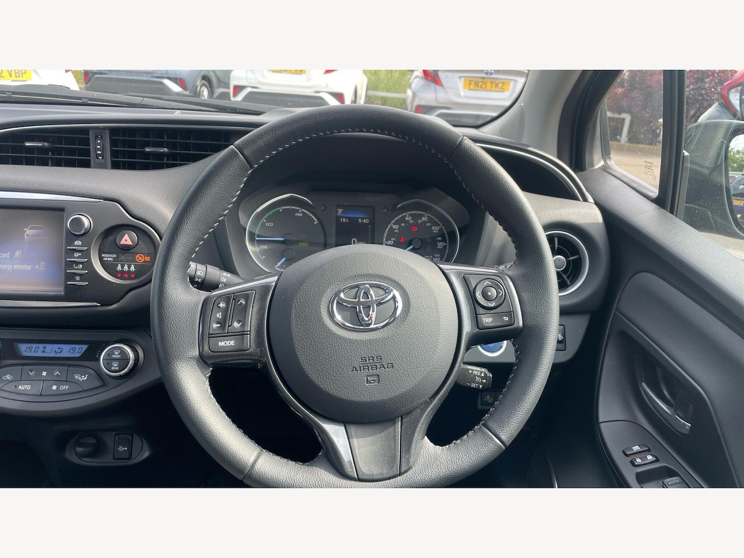 Used Toyota Yaris 2020 for sale - 77670488: Photo 10