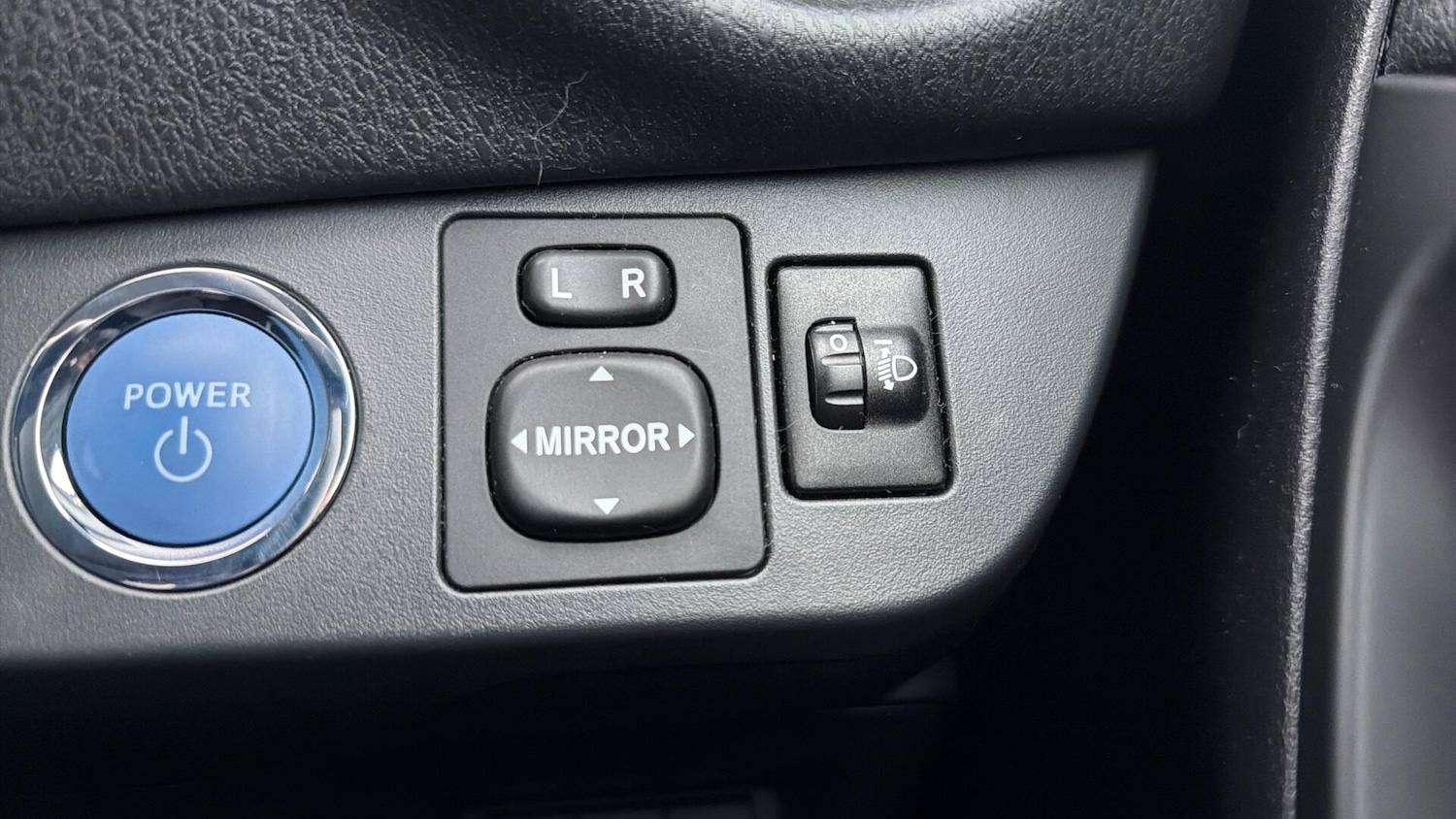 Used Toyota Yaris 2020 for sale - 77670488: Photo 45