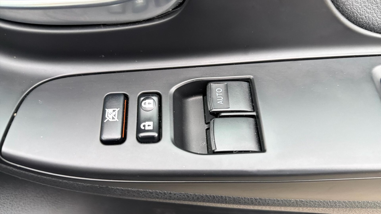 Used Toyota Yaris 2020 for sale - 77670488: Photo 47