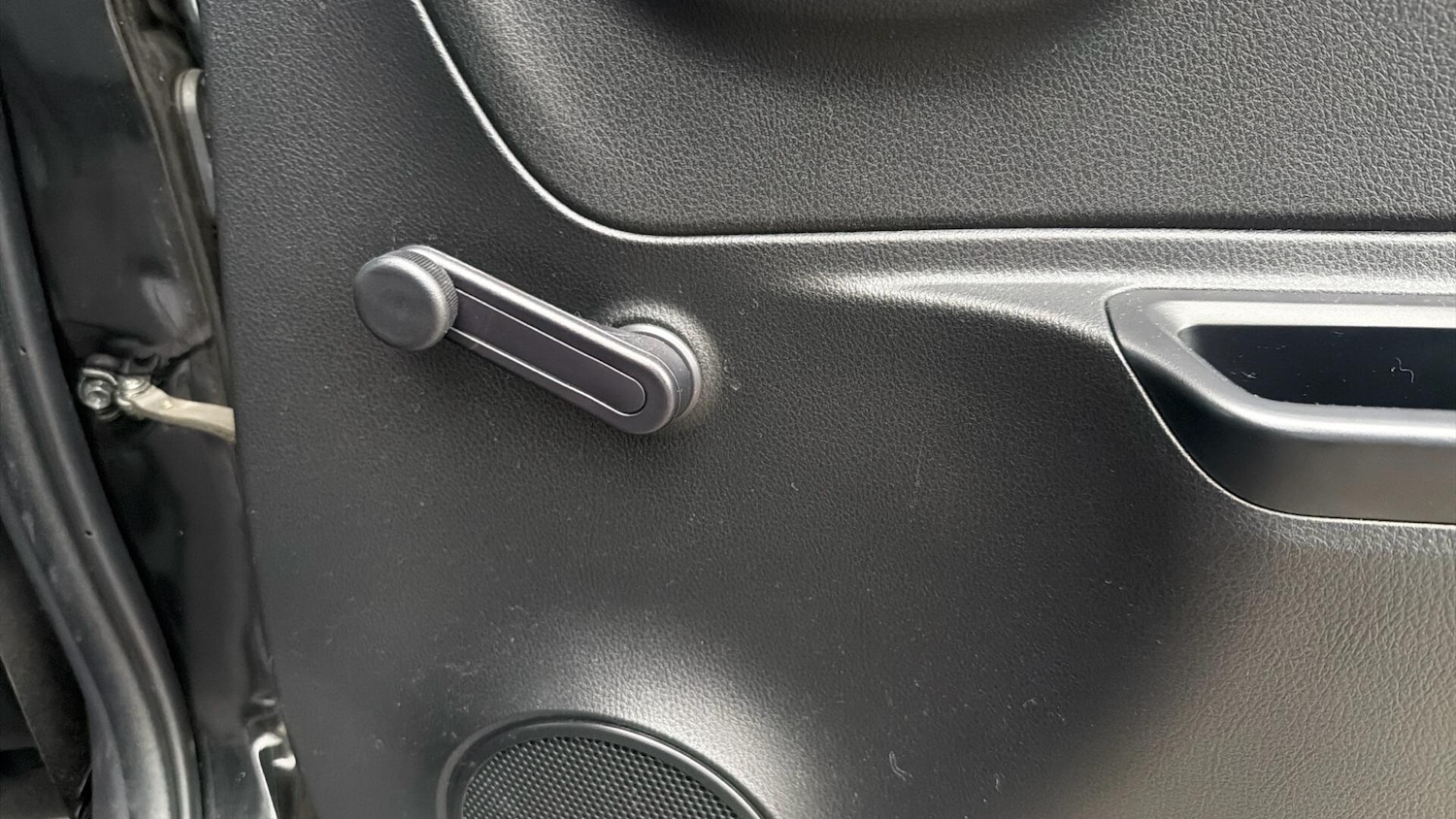 Used Toyota Yaris 2020 for sale - 77670488: Photo 50