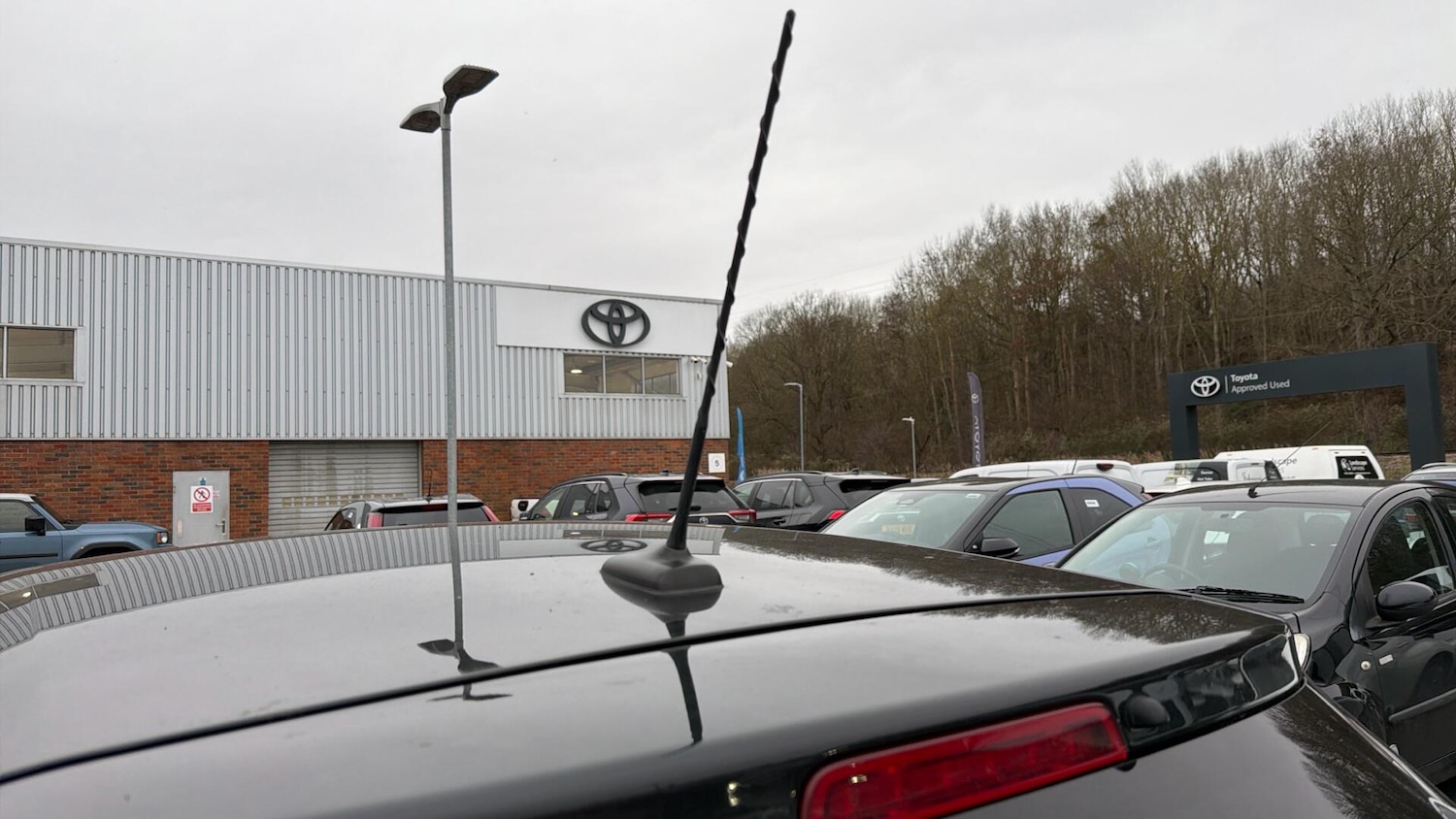 Used Toyota Yaris 2020 for sale - 77670488: Photo 54