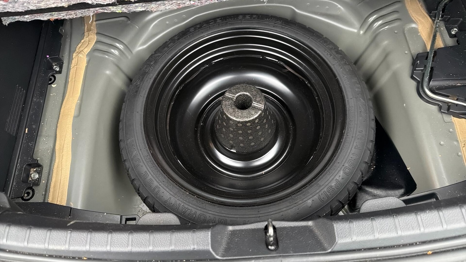 Used Toyota Yaris 2020 for sale - 77670488: Photo 61