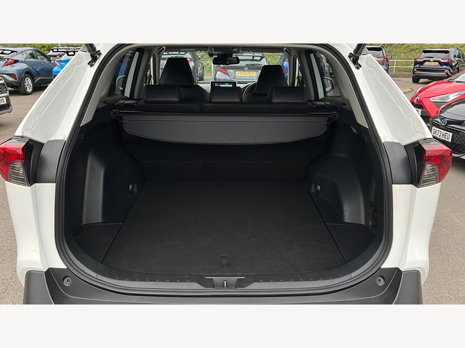 Used Toyota RAV4 2021 for sale - 76976276: Photo 16