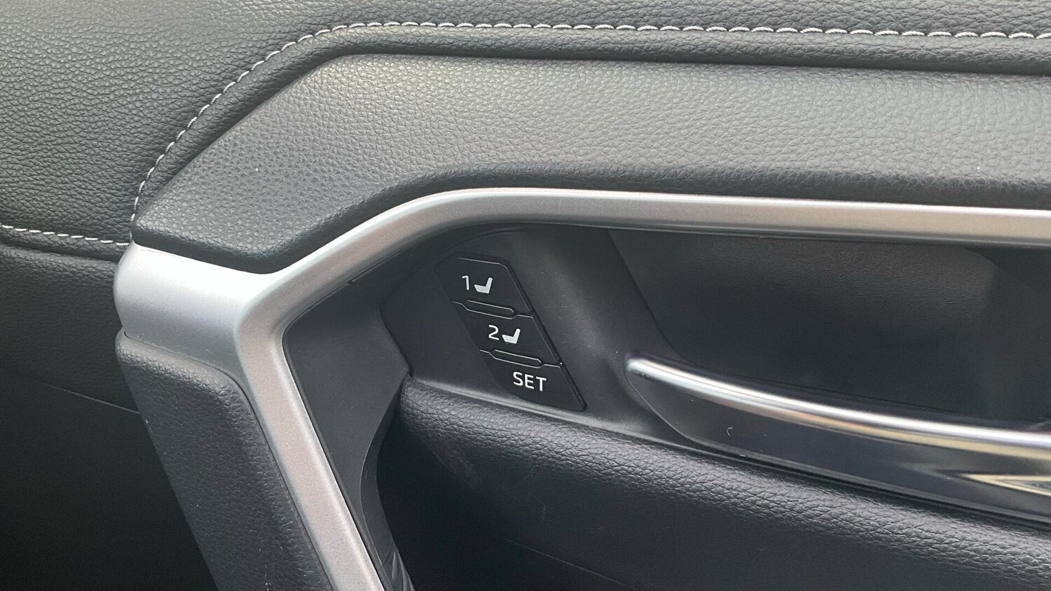 Used Toyota RAV4 2021 for sale - 76976276: Photo 60